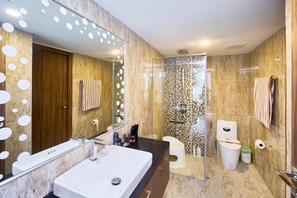 Ferienwohnung Grand Avenue By Tech Pattaya Zimmer foto